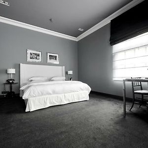 Deluxe Zimmer mit Kingsize-Bett